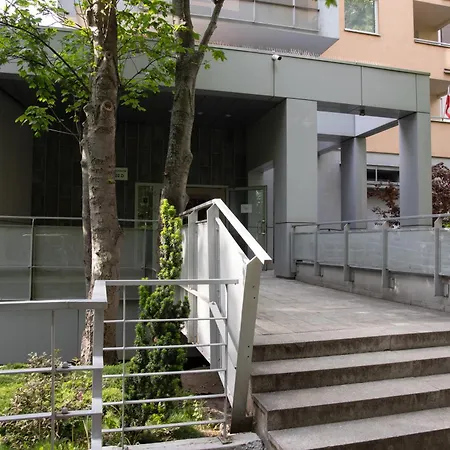 Comfort Legionow Apartment *